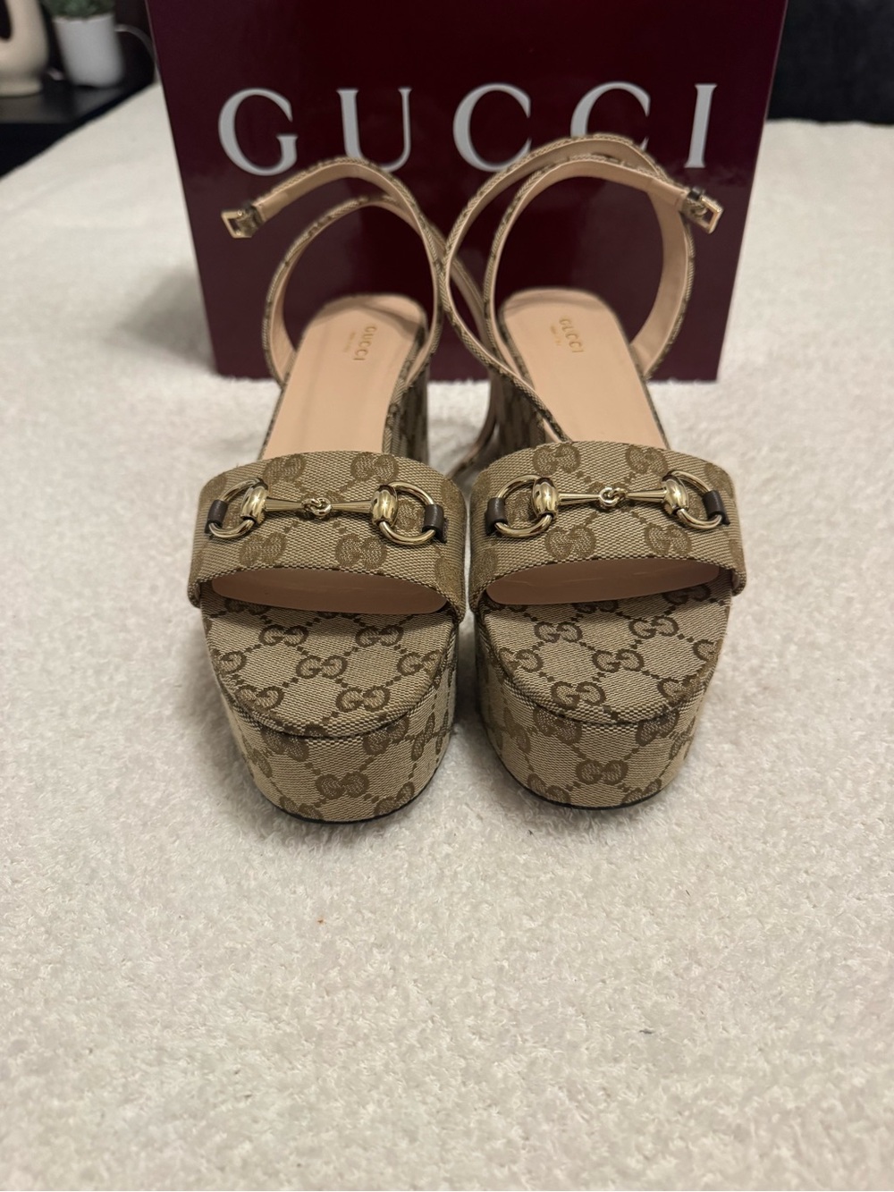 Gucci Beige GG Canvas Platform Slingback Wedges with Gold Horsebit - Picture 5 of 7